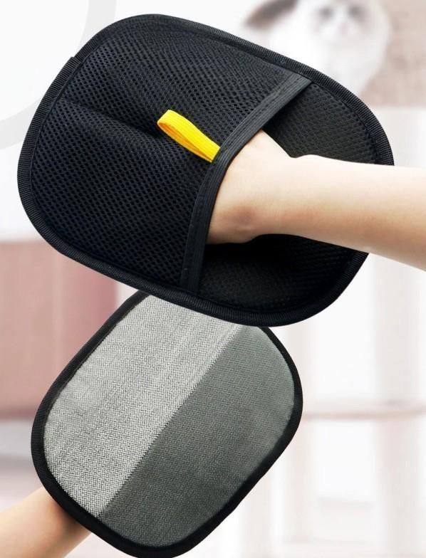 FurEase™ Pet Grooming & Hair Removal Gloves (Pack of 2)